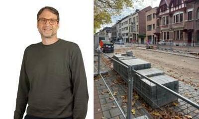 Schepen Jan van der Vloet naast Karel De Preterlei